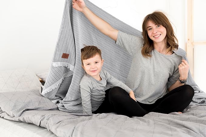 Gold Case Throw Blanket for Bed – 100% Recycled Turkish Cotton Bed Blanket – Decorative Throw Cotton Blankets for Living Room & Bedroom – Woven Twin Blankets - 71x90 - Elegant Grey