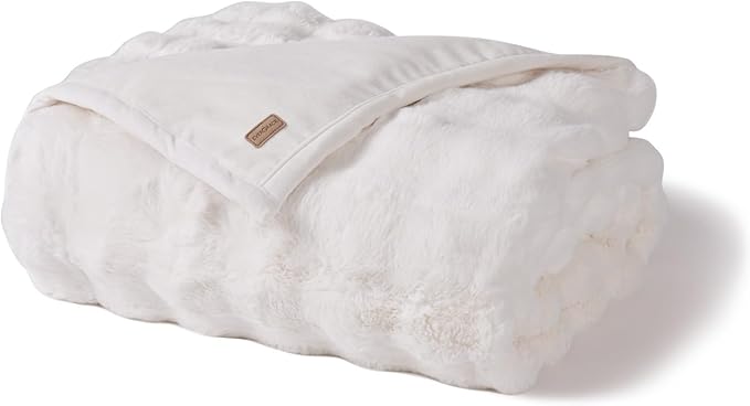 EVERGRACE Ultra Soft Luxury Fluffy Ridgeline Faux Rabbit Fur Throw Blanket, Thick Warm Bubble Throw for Bed, Cozy Plush Reversible Blankets for Couch, Chair, Sofa, Ivory White, 80x90 Inches, 870 GSM