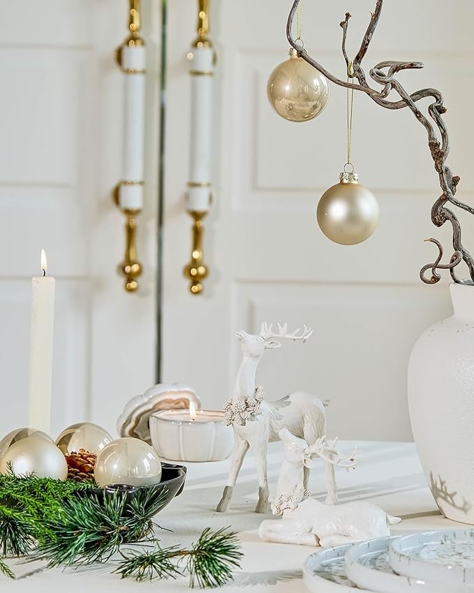 DN DECONATION 2pcs White Christmas Reindeer Statue, Indoor Reindeer Decor, Tabletop Resin Deer Figurine