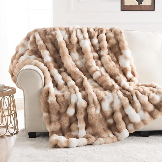 Cozy Faux Fur Throw Blanket for Couch-Warm Fuzzy Throw Blanket, Soft Plush Thick Bubble Blankets for Bedroom and Living Room, Furry Luxury Blanket, 50 x 60, Tie-Dye Brown
