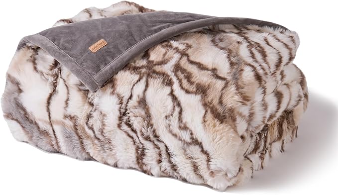 EVERGRACE Ultra Soft Luxury Fluffy Ridgeline Faux Rabbit Fur Throw Blanket, Thick Warm Bubble Throw for Bed, Cozy Plush Reversible Blankets for Couch, Chair, Sofa, Beige & Gray, 60x80 Inches, 870 GSM