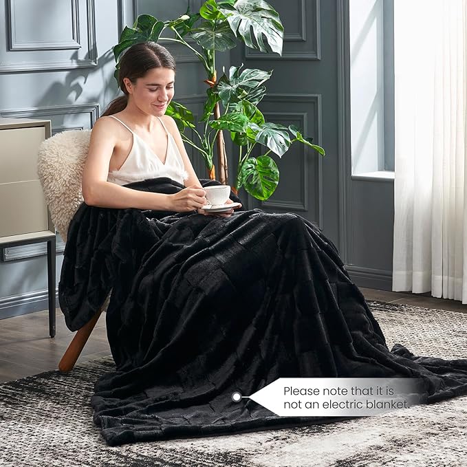 Cozy Bliss Checkered Large Faux Rabbit Fur Black Queen Bed Blanket, Soft Fuzzy Fluffy Minky Furry Plush Blankets for Couch, Bed, Adults (90 * 90 Inches Black)