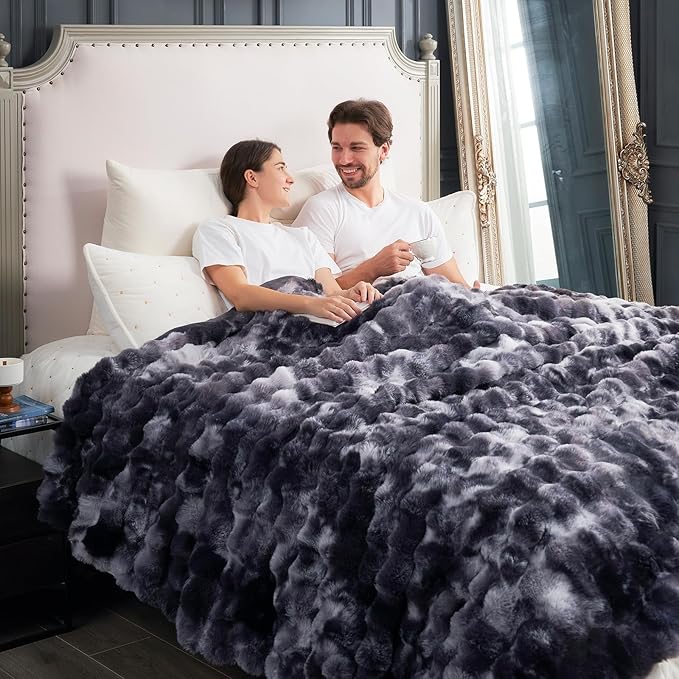 Cozy Bliss Faux Fur Throw Blanket for Couch, Fuzzy Soft Plush Thick Bubble Blanket for Sofa Bedroom Living Room, 108 * 90 Inches Tie Dye Black