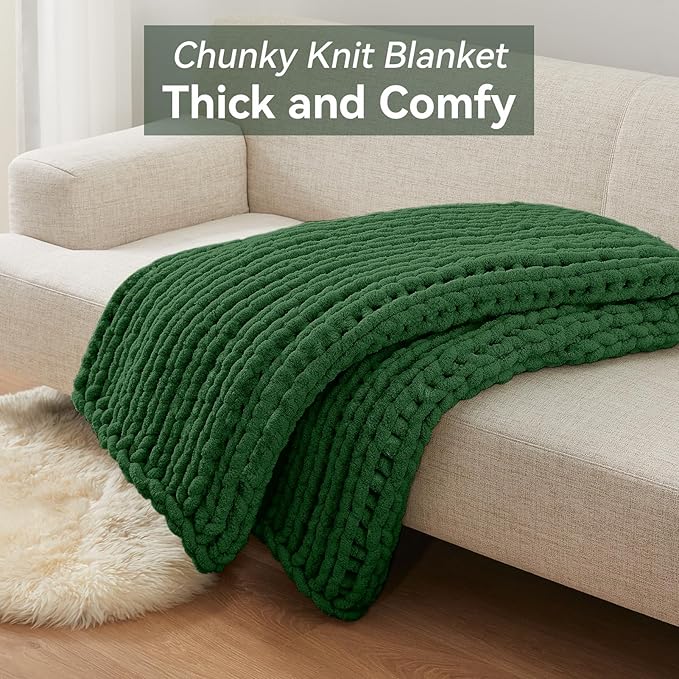 Chunky Knit Throw Blanket, 30''*40'' Knitted Throw Chenille Yarn for Bed Couch, Handmade Grass Green Crochet Big Thick Blanket, Machine Washable Cute Comfy Blanket for Home Decor