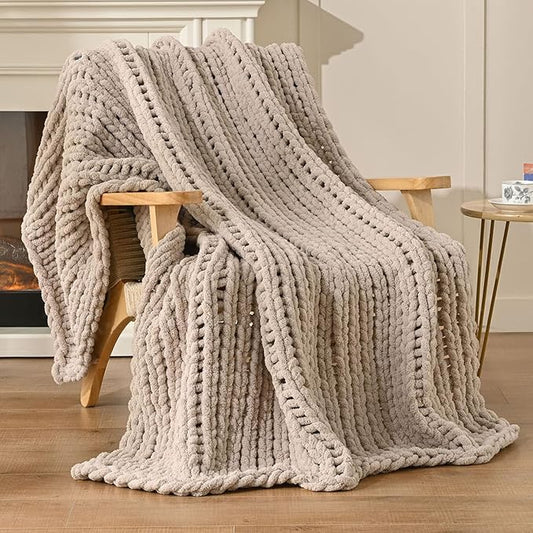 Esterra Chunky Knit Blanket Throw 40"x50", 100% Hand Knitted Chenille Throw Blanket, Cozy Soft Thick Cable Knit Throw Large Rope Knot Crochet Throw Blanket for Sofa Couch Bed, Linen Beige