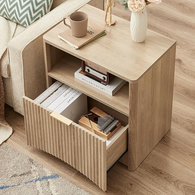 Fluted Nightstand Set of 2, Natural Oak Bedside Table with Drawer and Storage, Wood End Table Mid Century Modern, Large Night Stand for Bedroom