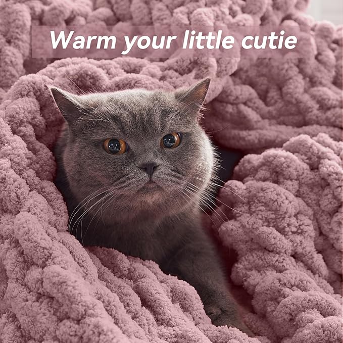 Chunky Knit Throw Blanket, 40''*50'' Knitted Throw Chenille Yarn for Bed Couch, Handmade Muted Pink Crochet Big Thick Blanket, Machine Washable Cute Comfy Blanket for Home Decor