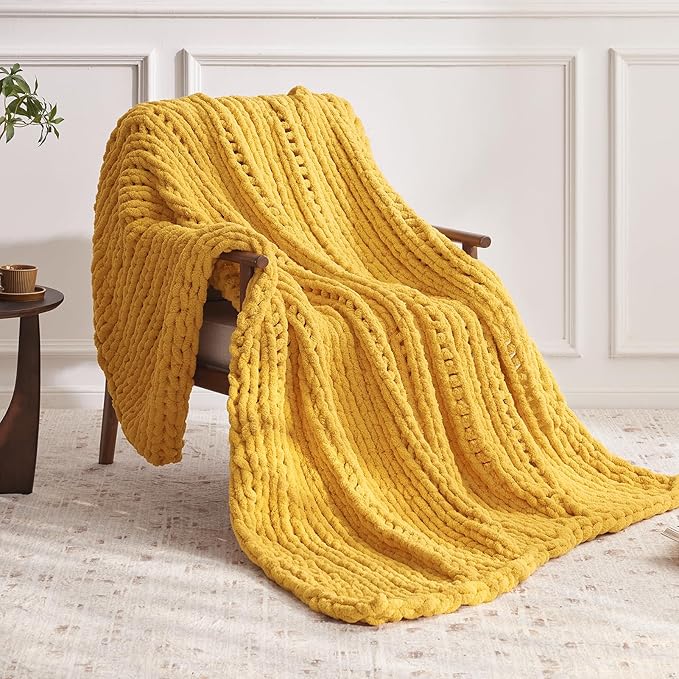 Chunky Knit Throw Blanket, 30''*40'' Knitted Throw Chenille Yarn for Bed Couch, Handmade Yellow Crochet Big Thick Blanket, Machine Washable Cute Comfy Blanket for Home Decor
