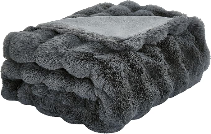 DREAMNINE Large Soft Thick Fuzzy Bubble Faux Rabbit Fur Bed Blanket Queen Size 80" x 90",Reversible Gray Plush Big Warm Shaggy Fluffy Blankets for Sofa, Solid Luxury Cozy Cute Bumpy Furry Blanket,Grey