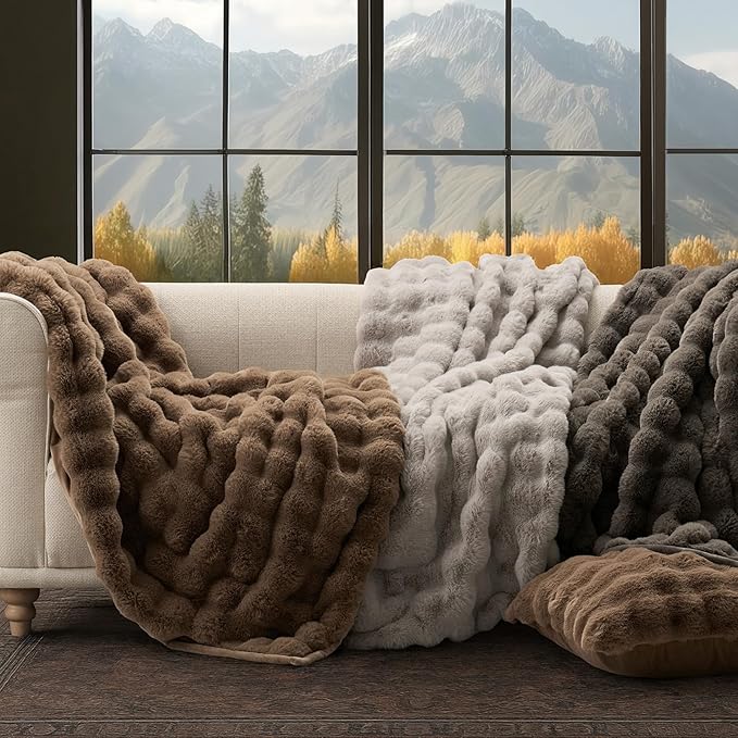 EVERGRACE Ultra Soft Luxury Fluffy Ridgeline Faux Rabbit Fur Throw Blanket, Thick Warm Fuzzy Blankets for Bed, Cozy Plush Reversible Blanket for Couch, Chair, Sofa, Natural Tan, 60x80 Inches, 870 GSM