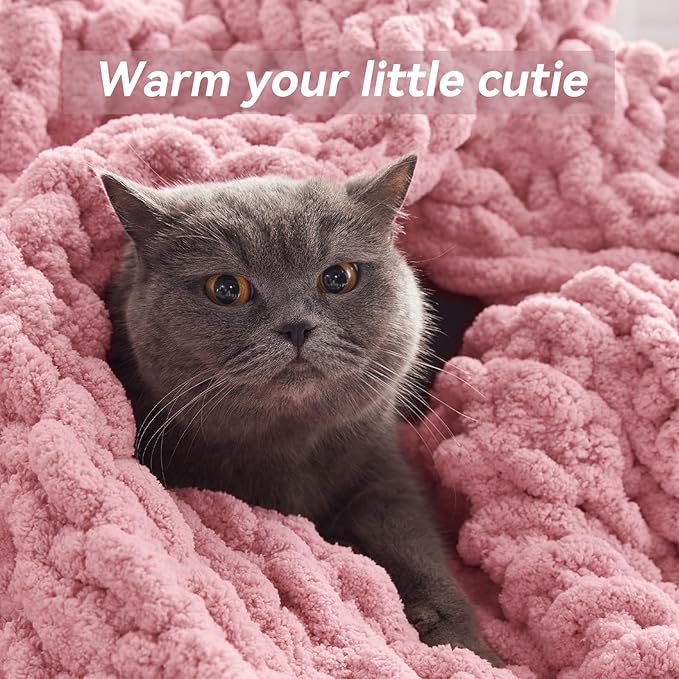 Chunky Knit Throw Blanket, 40''*50'' Knitted Throw Chenille Yarn for Bed Couch, Handmade Light Pink Crochet Big Thick Blanket, Machine Washable Cute Comfy Blanket for Home Decor