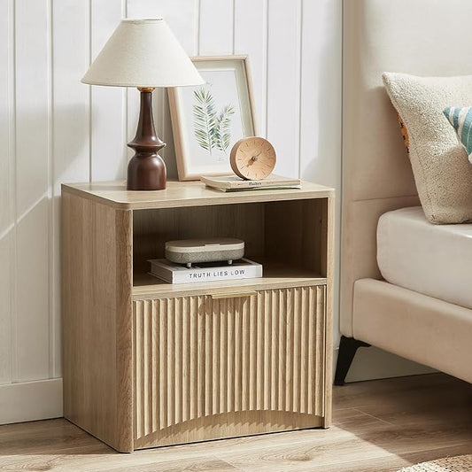 Fluted Nightstand, Natural Oak Bedside Table with Drawer and Storage, Wood End Table Mid Century Modern, Large Night Stand for Bedroom
