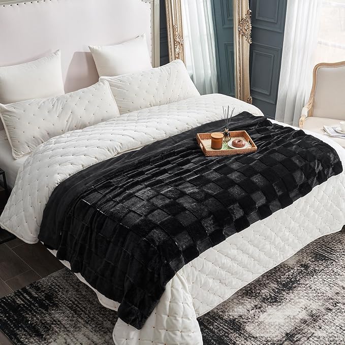 Cozy Bliss Checkered Faux Rabbit Fur Black Throw Blanket, Soft Fuzzy Fluffy Minky Furry Plush Blankets for Couch, Bed (50 * 60 Inches Black)