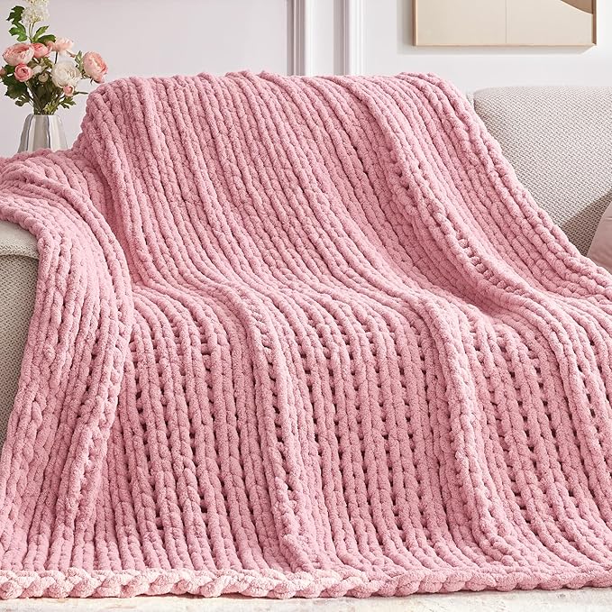Chunky Knit Throw Blanket, 30''*40'' Knitted Throw Chenille Yarn for Bed Couch, Handmade Light Pink Crochet Big Thick Blanket, Machine Washable Cute Comfy Blanket for Home Decor