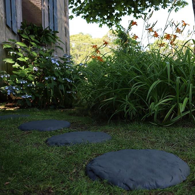 Ei Circular 15.5” Stepping Stones with Ground Stakes - Home or Garden Step Stones for Outdoor Walkway or Pathway Pavers - Resin Material (8, Light Grey Stone)